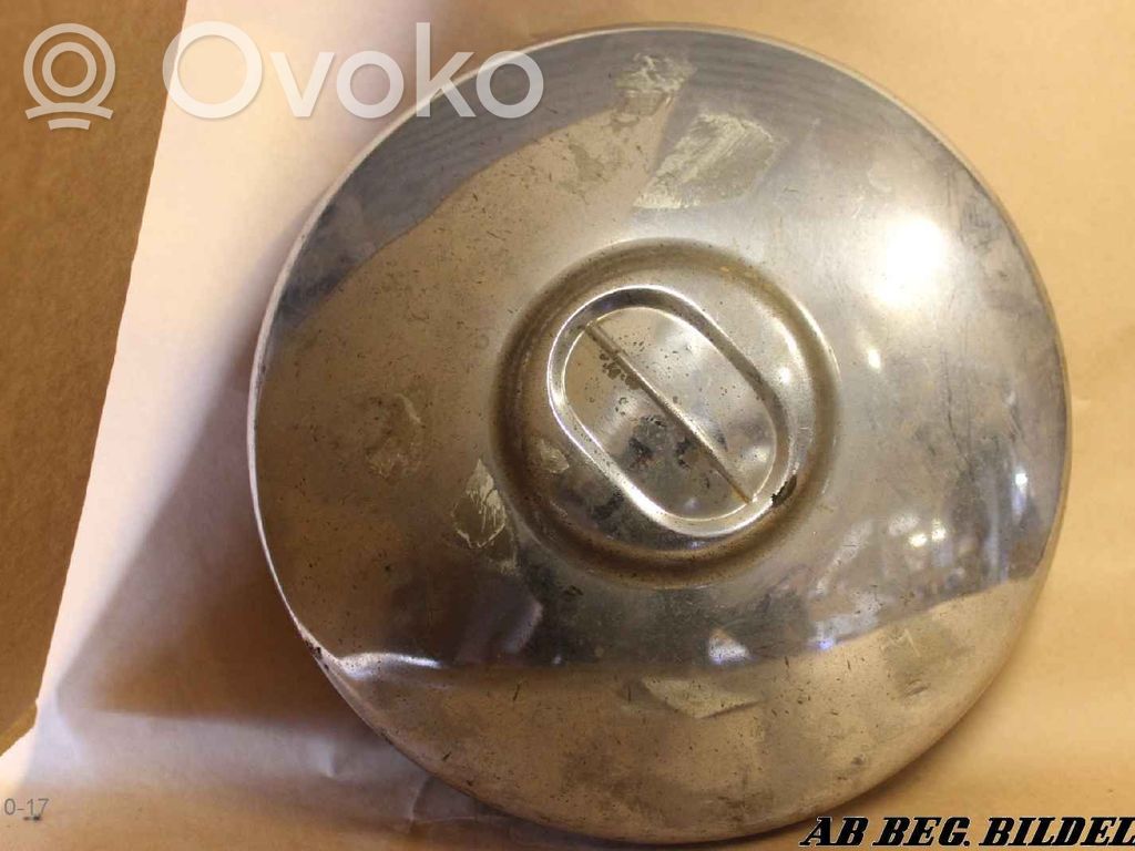Opel Kapitan Borchia ruota originale 