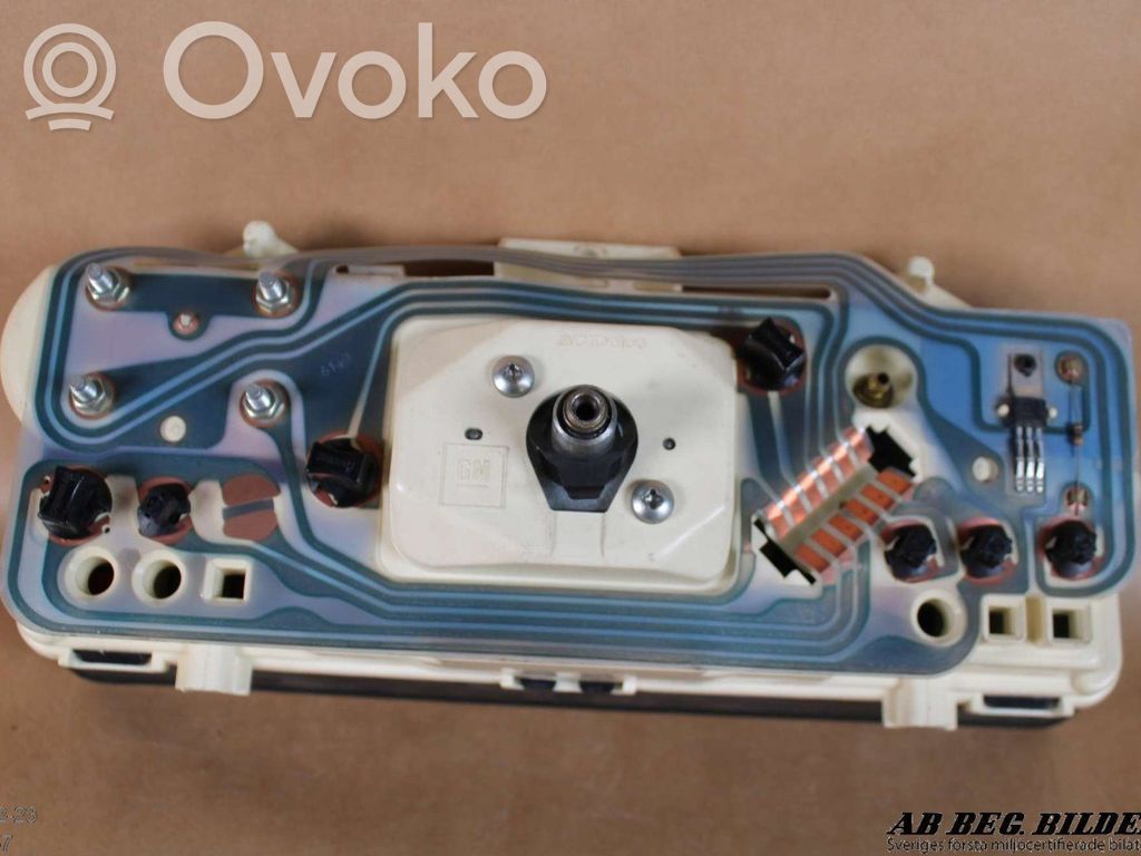 Opel Ascona C Speedometer (instrument cluster) 