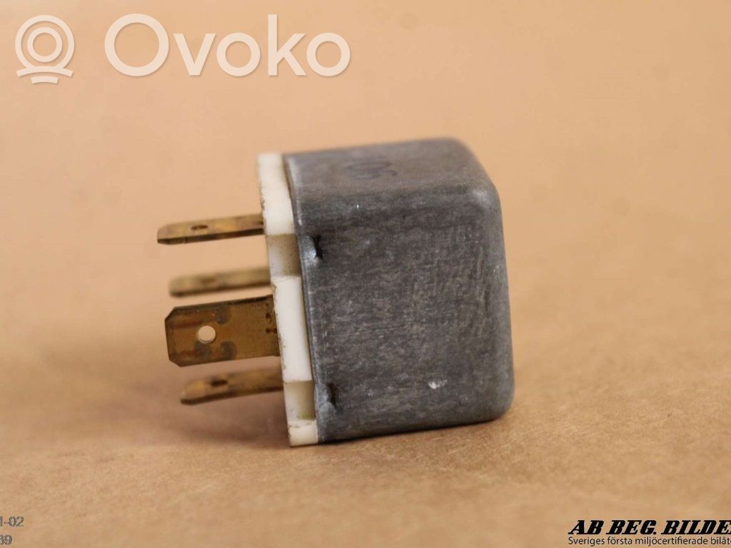 BMW 5 E34 Other relay 