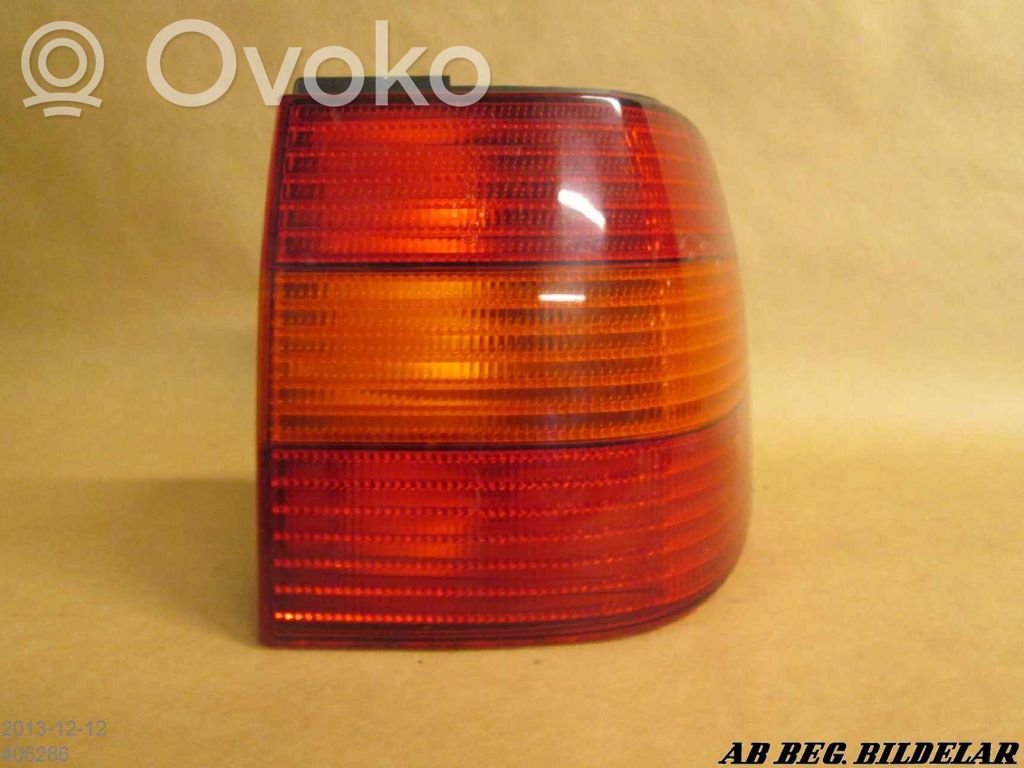 Volkswagen PASSAT B4 Lampa tylna 