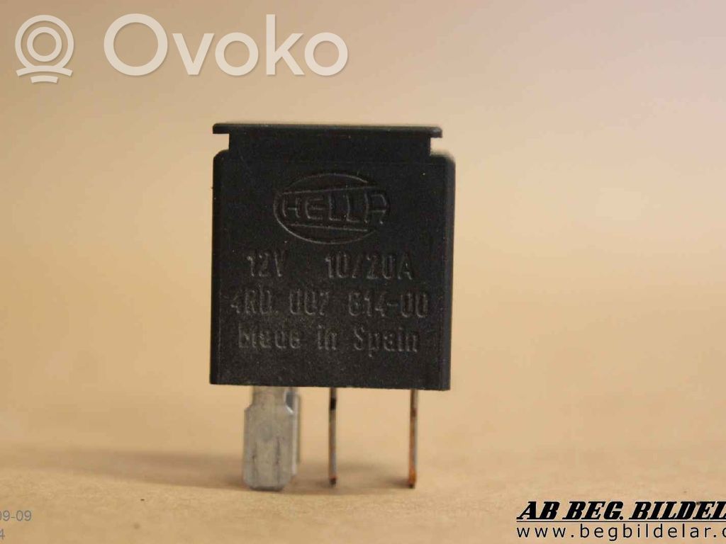 Volvo V70 Kita rėlė