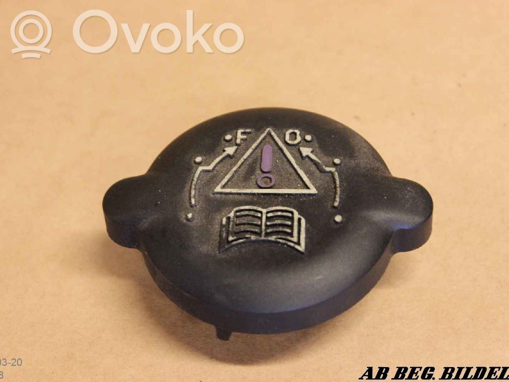 Peugeot 306 Jäähdytysnesteen paisuntasäiliön korkki 