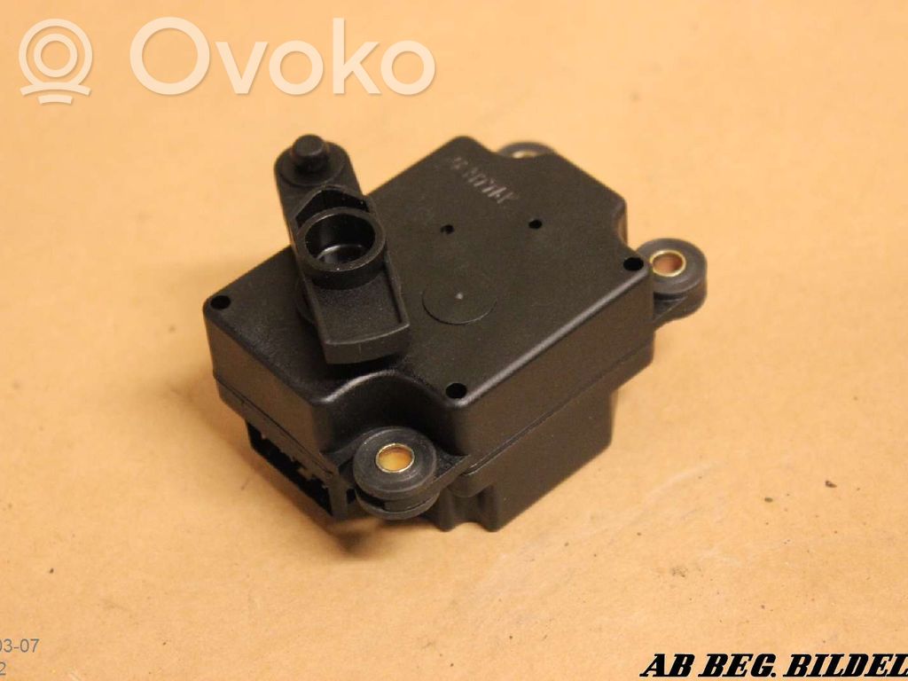 Volvo S60 Actuator/motor clapetă debit aer A/C 