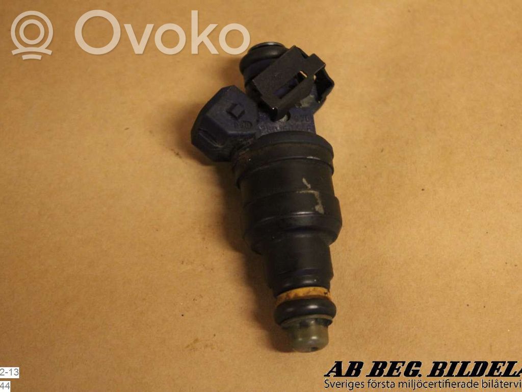 Peugeot 406 Wtryskiwacz paliwa
