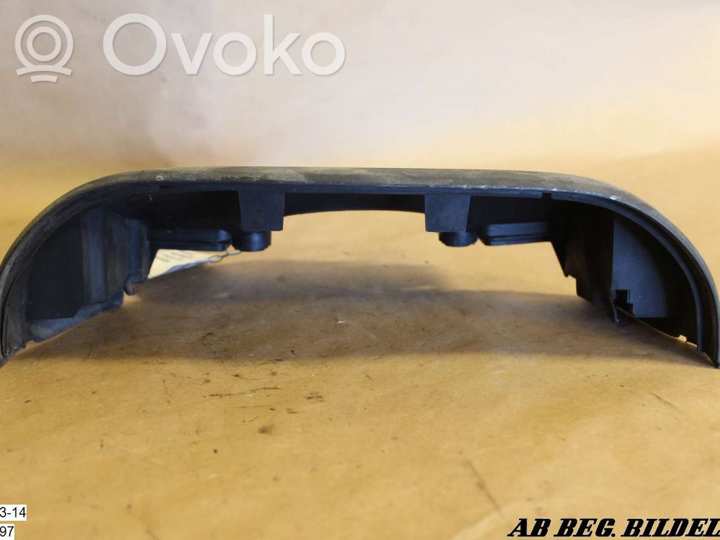 Volvo V70 Dzinēja pārsegs (dekoratīva apdare)