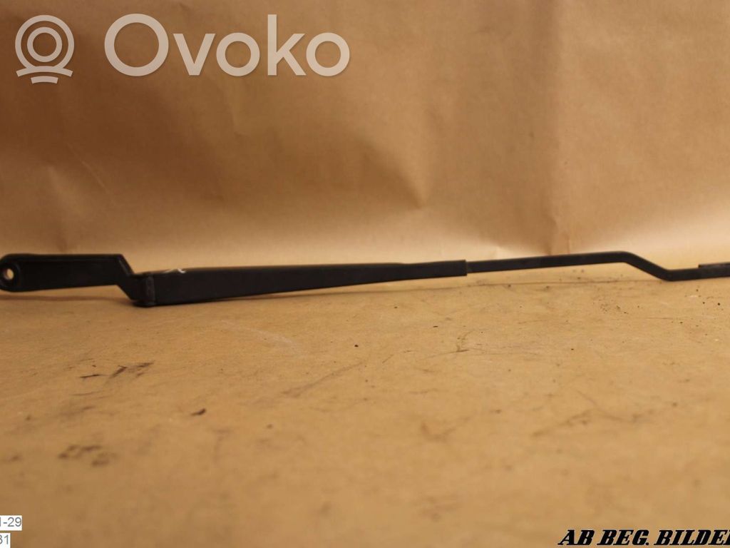 Audi A3 S3 8L Brazo del limpiaparabrisas delantero 