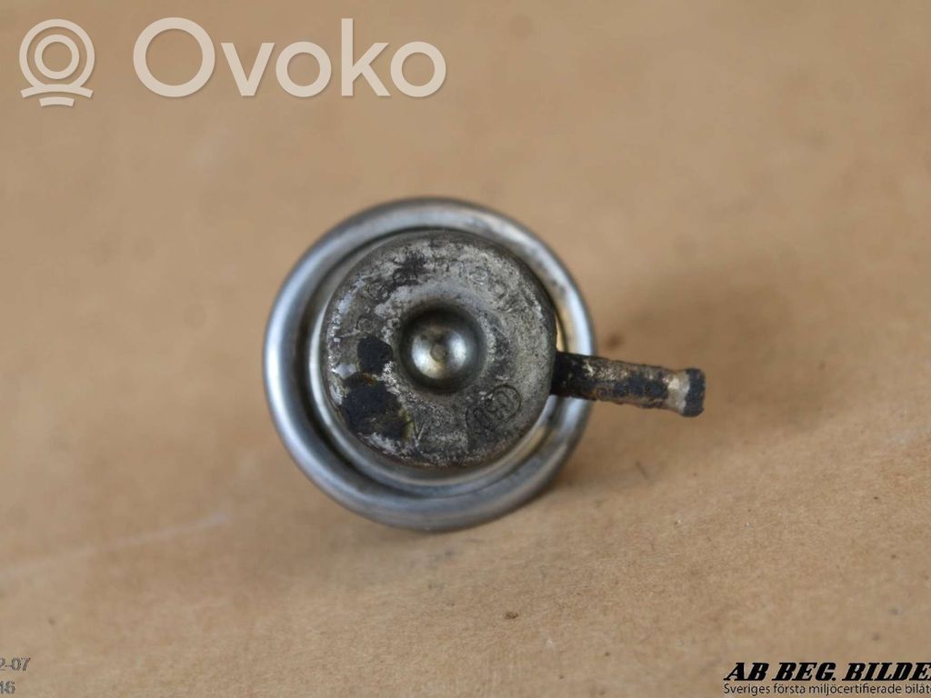 Saab 9-5 Regulator ciśnienia paliwa 