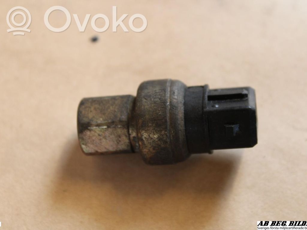 Volvo 960 Regulator presiune combustibil 