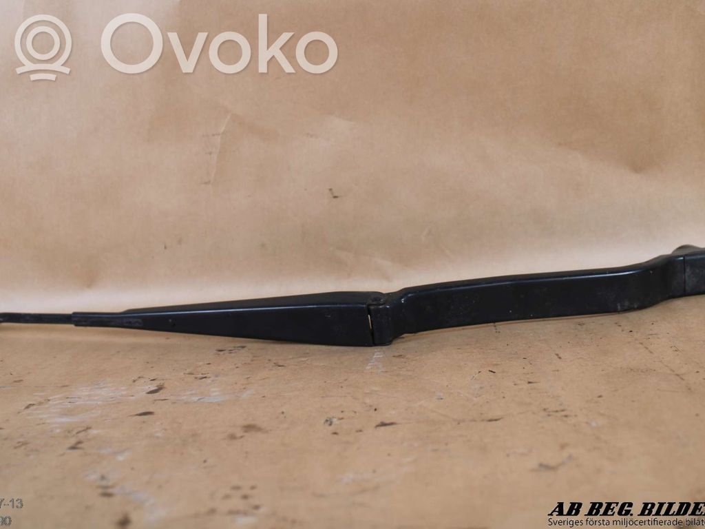 Subaru Impreza III Wischerarm vorne 