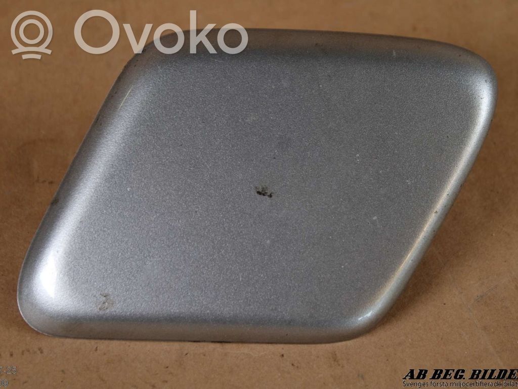 Nissan Micra Dysza spryskiwacza lampy przedniej