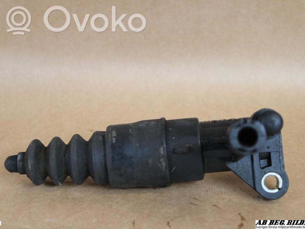 Audi A6 S6 C5 4B Siłownik sprzęgła / Wysprzęglik