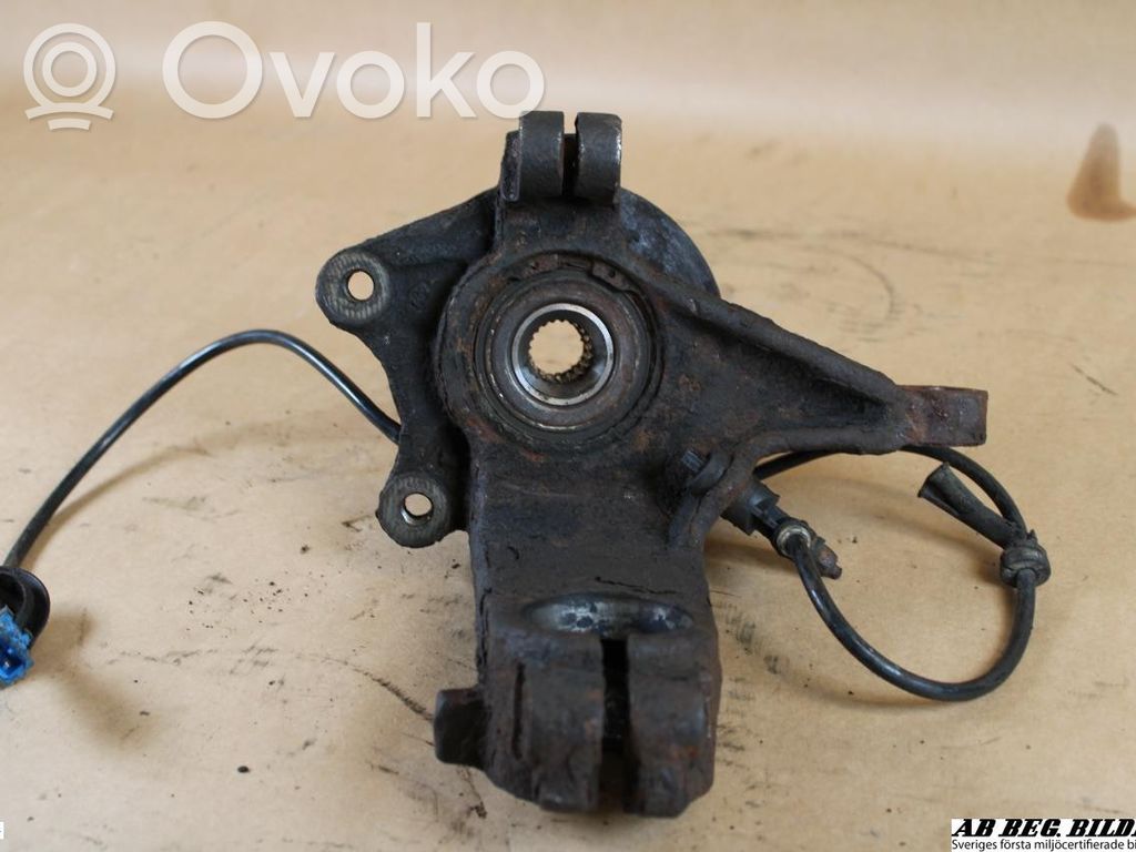 Peugeot 206 Etupyörän navan laakerikokoonpano