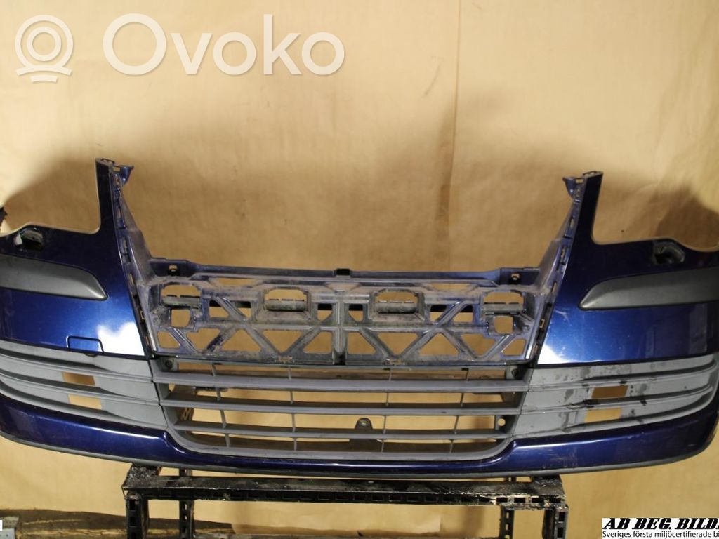 Volkswagen Touran I Paraurti anteriore