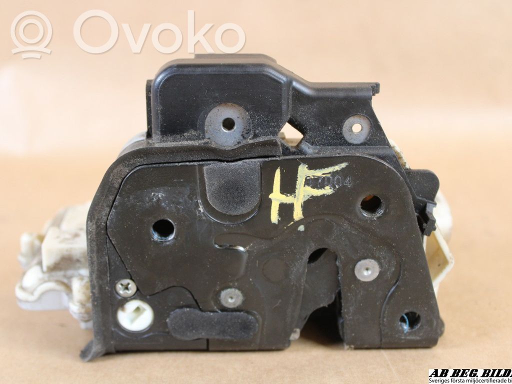 Audi A6 S6 C6 4F Priekšpusē slēdzene 