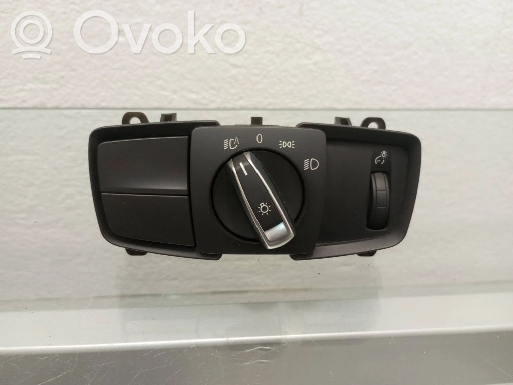 BMW 3 F30 F35 F31 Šviesų jungtukas 