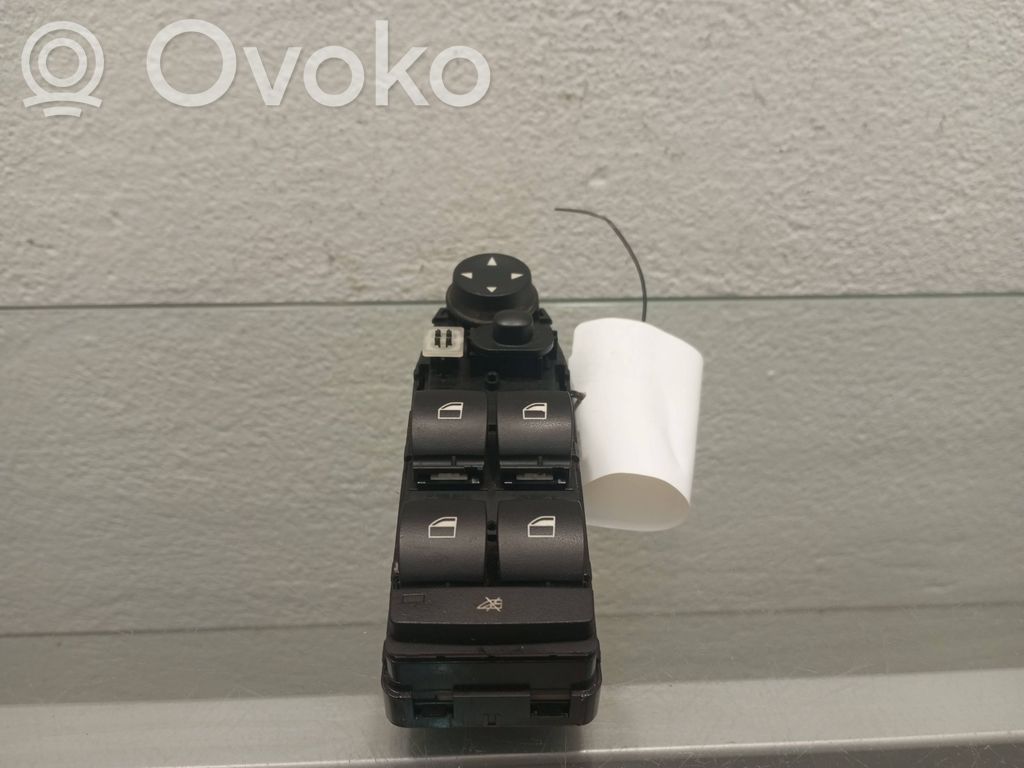 Electric window control switch   9218043