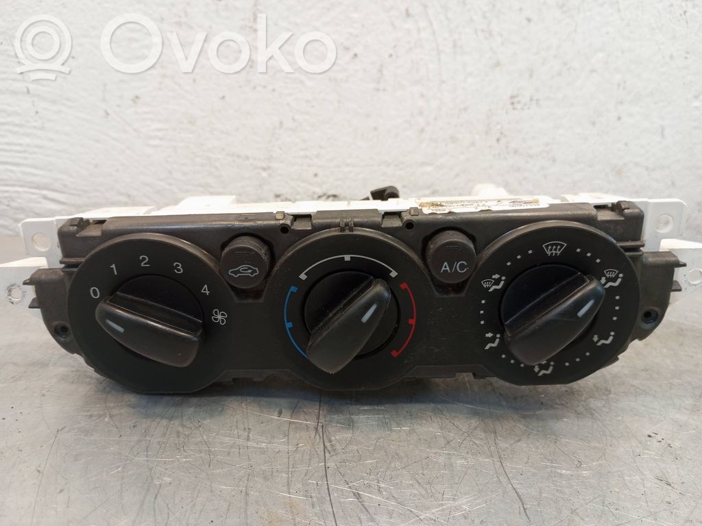 Ford C-MAX I Climate control unit 