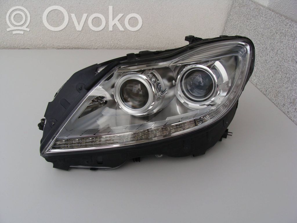 Mercedes-Benz CL C216 Lampa przednia 