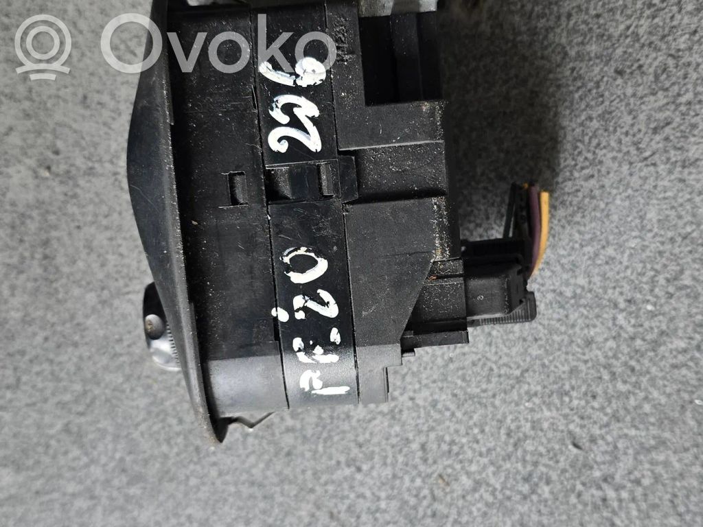 Peugeot 206 Electric window control switch 