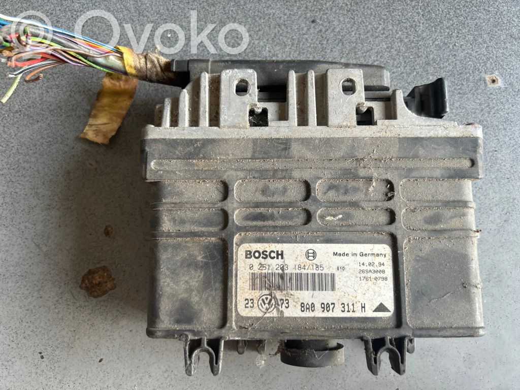 Volkswagen Golf III Engine control unit/module 