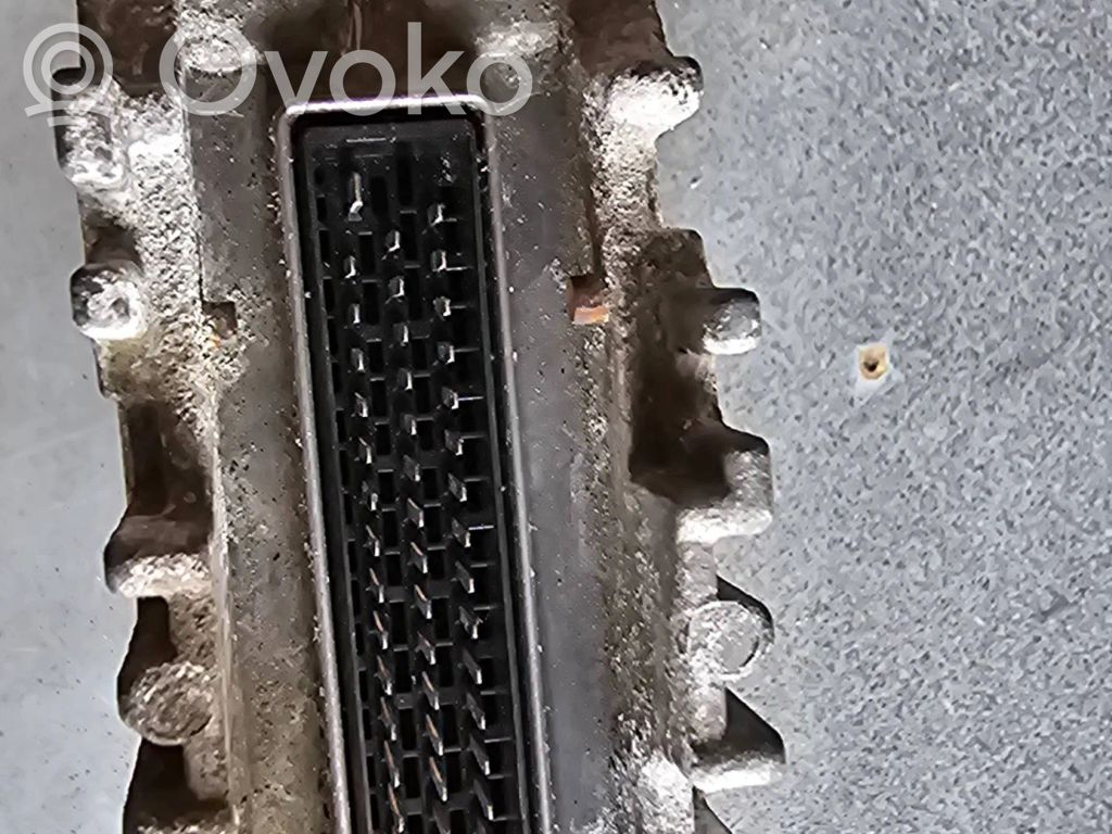 Volkswagen Caddy Engine control unit/module 