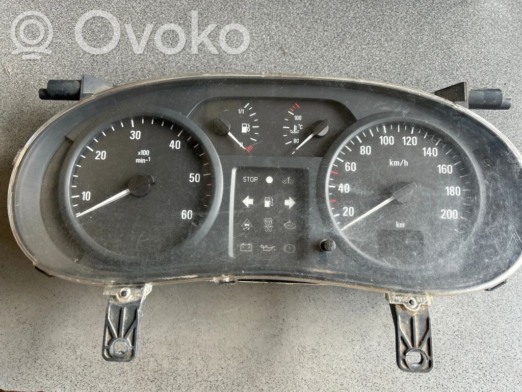 Renault Trafic II (X83) Licznik / Prędkościomierz 