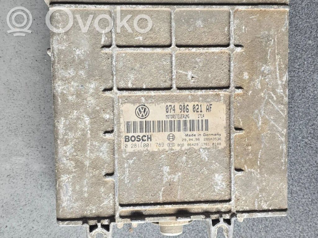 Engine control unit/module   074906021AF,0281001789,28SA3536