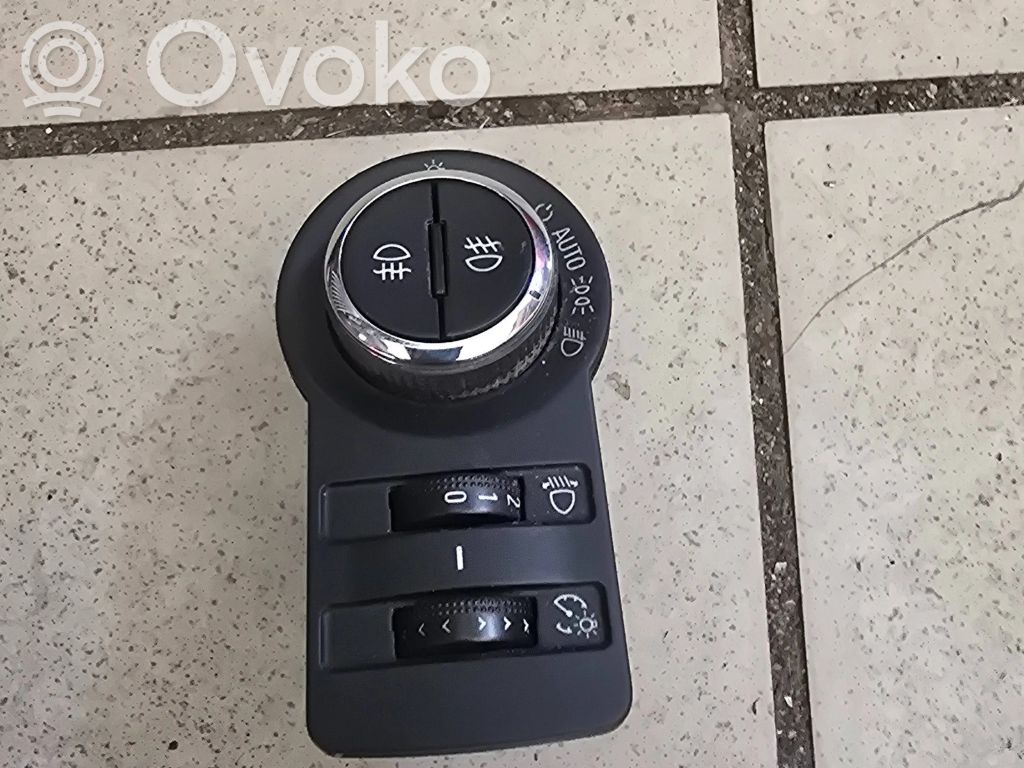 Opel Insignia A Light switch 