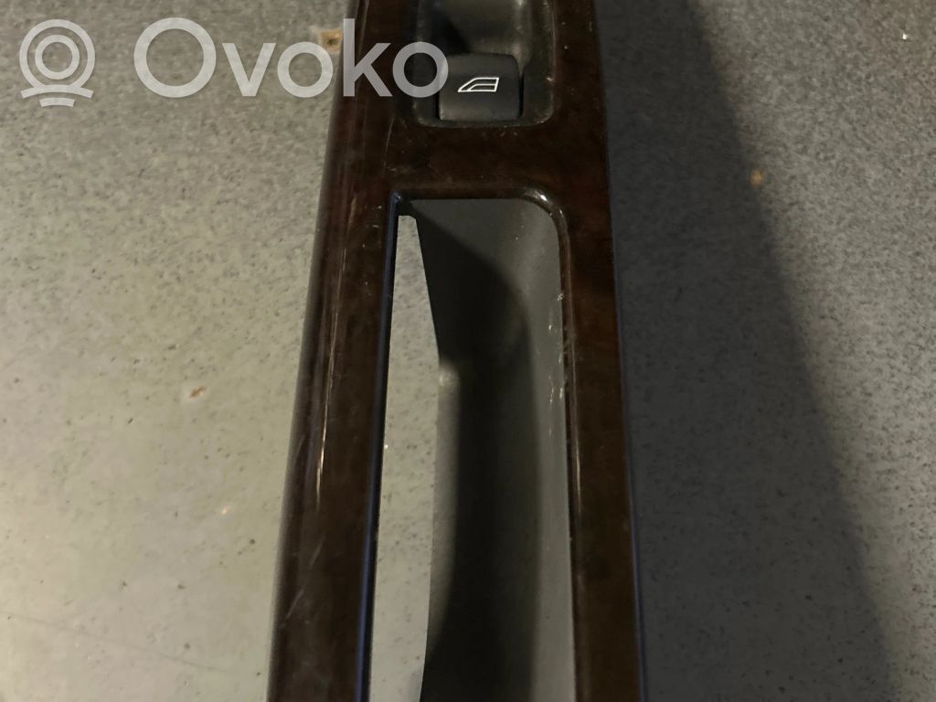 Electric window control switch   8679682,14621