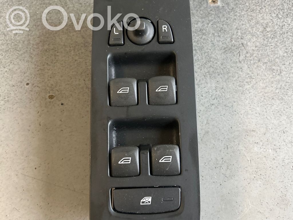 Electric window control switch   31453232