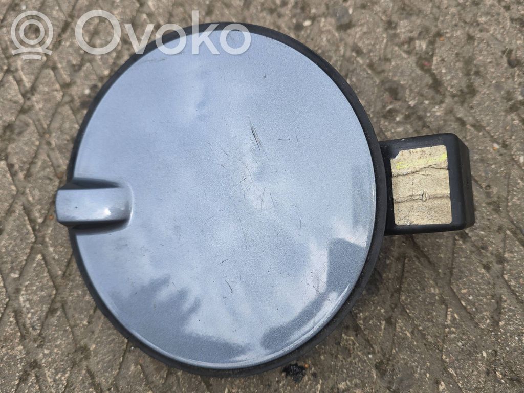 Opel Zafira B Klapka wlewu paliwa 