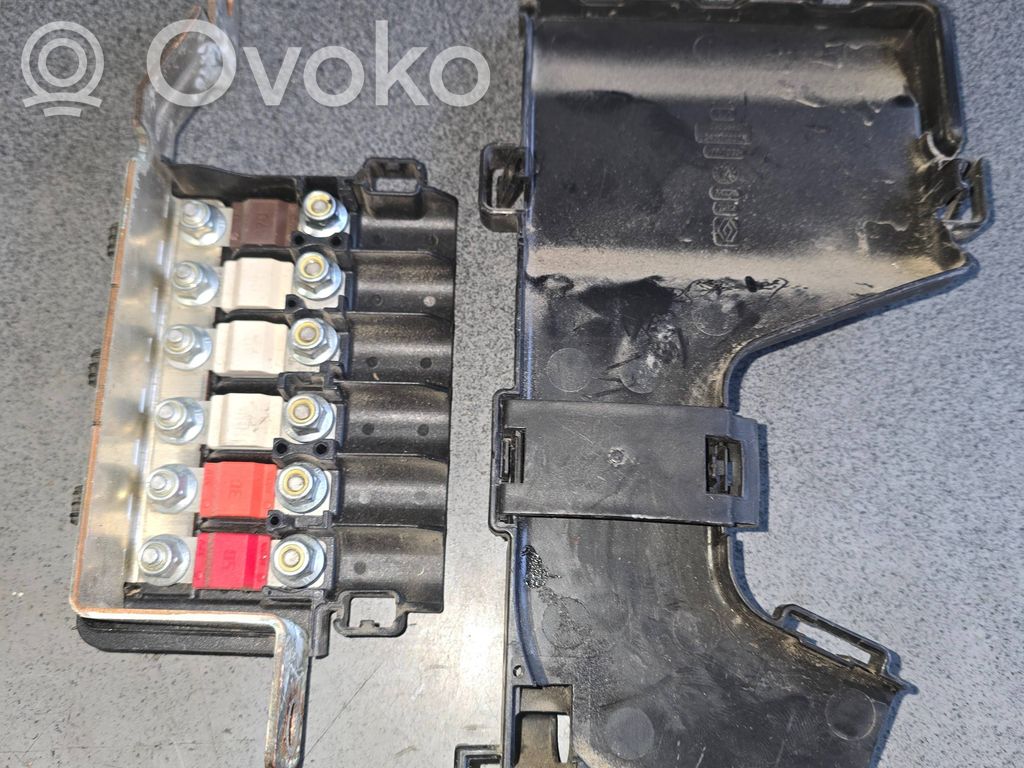 Renault Megane III Fuse box set 
