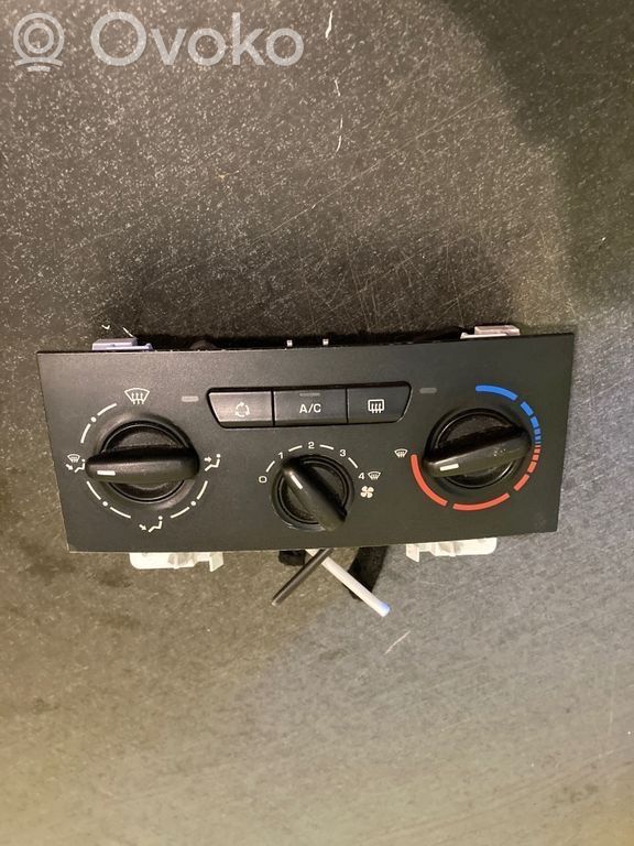 Citroen Berlingo Climate control unit 
