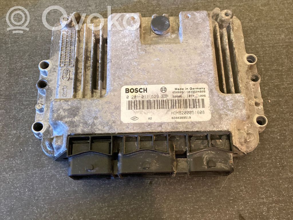 Renault Trafic II (X83) Engine control unit/module 