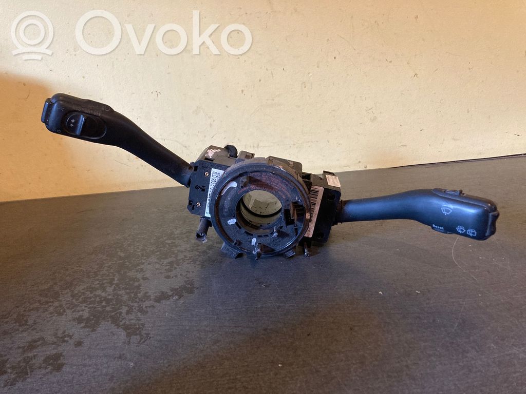 Volkswagen Sharan Wiper turn signal indicator stalk/switch 