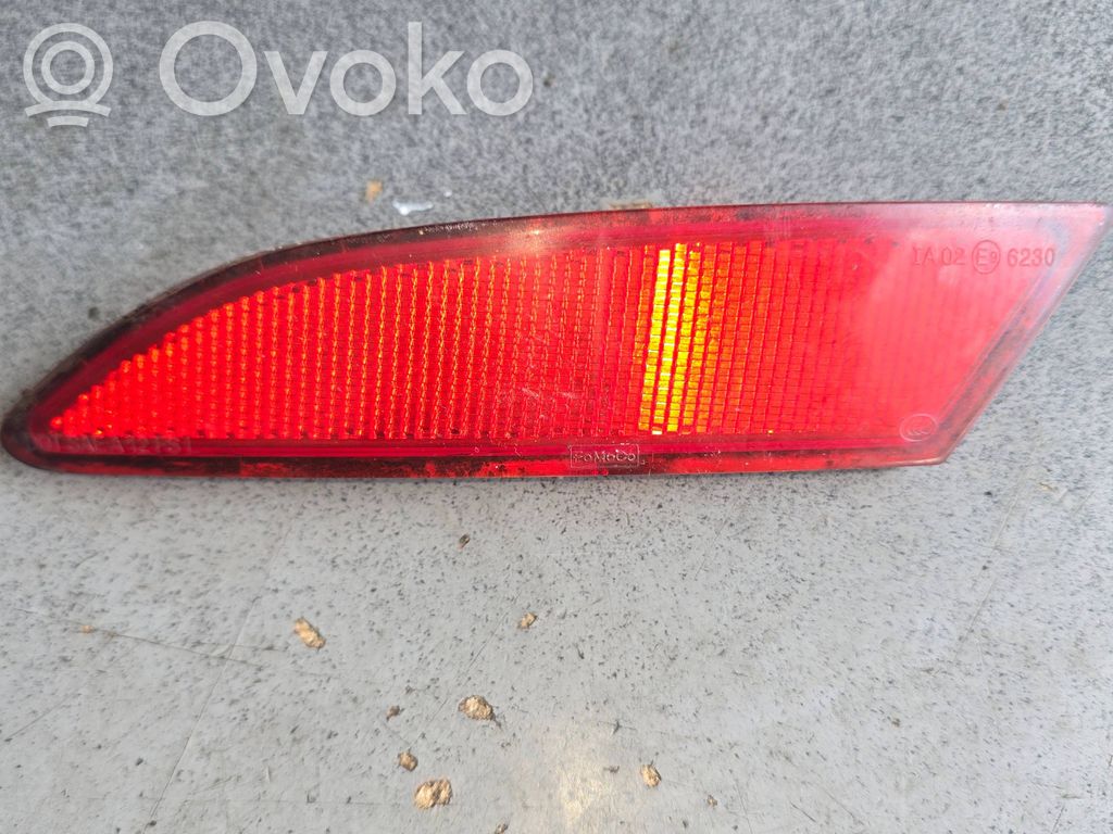 Reflector de faros/luces traseros   BM51515C0AE
