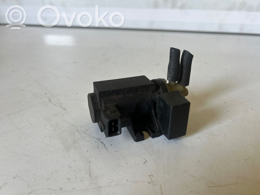 Opel Astra H Zawór podciśnieniowy 