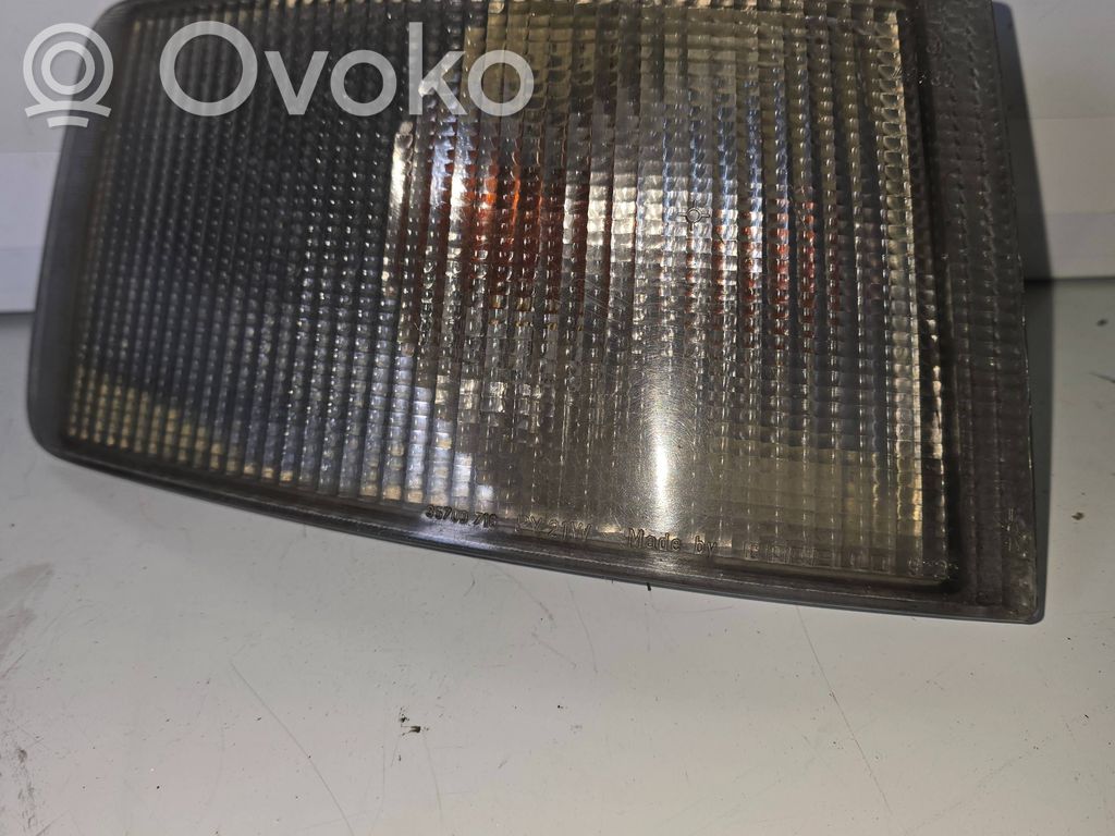 Front indicator light   35700747