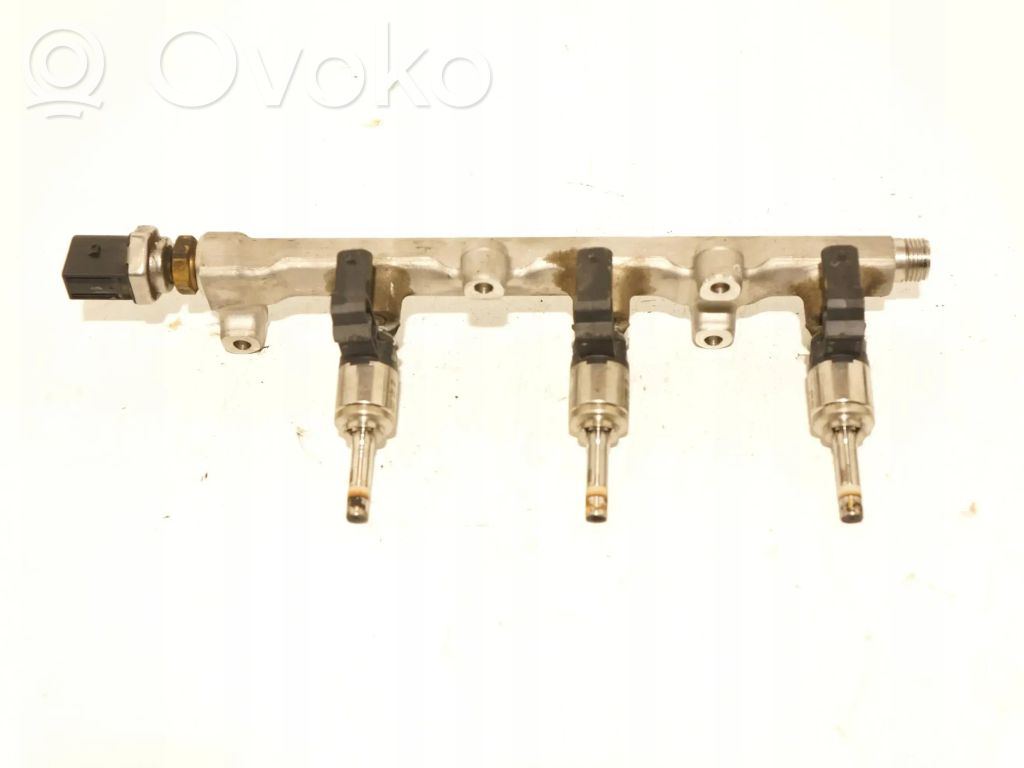 Volkswagen Polo VI Listwa wtryskowa 