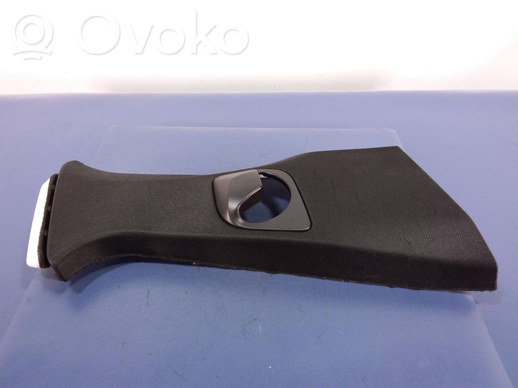 Other sill/pillar trim element