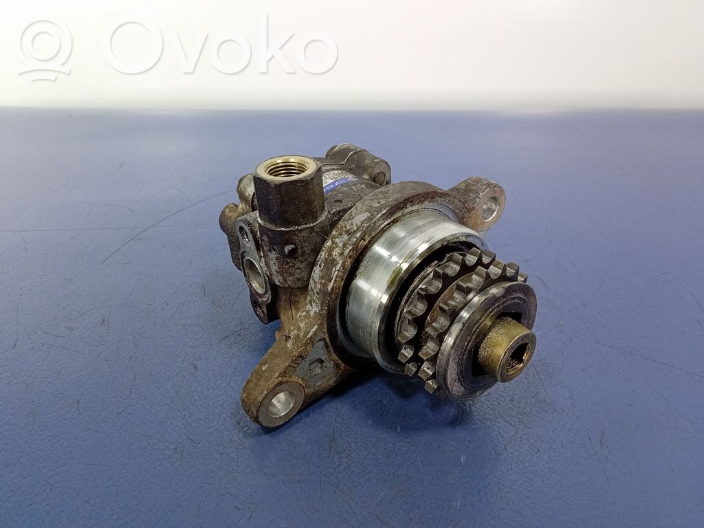 Nissan Almera Tino Ohjaustehostimen pumppu 