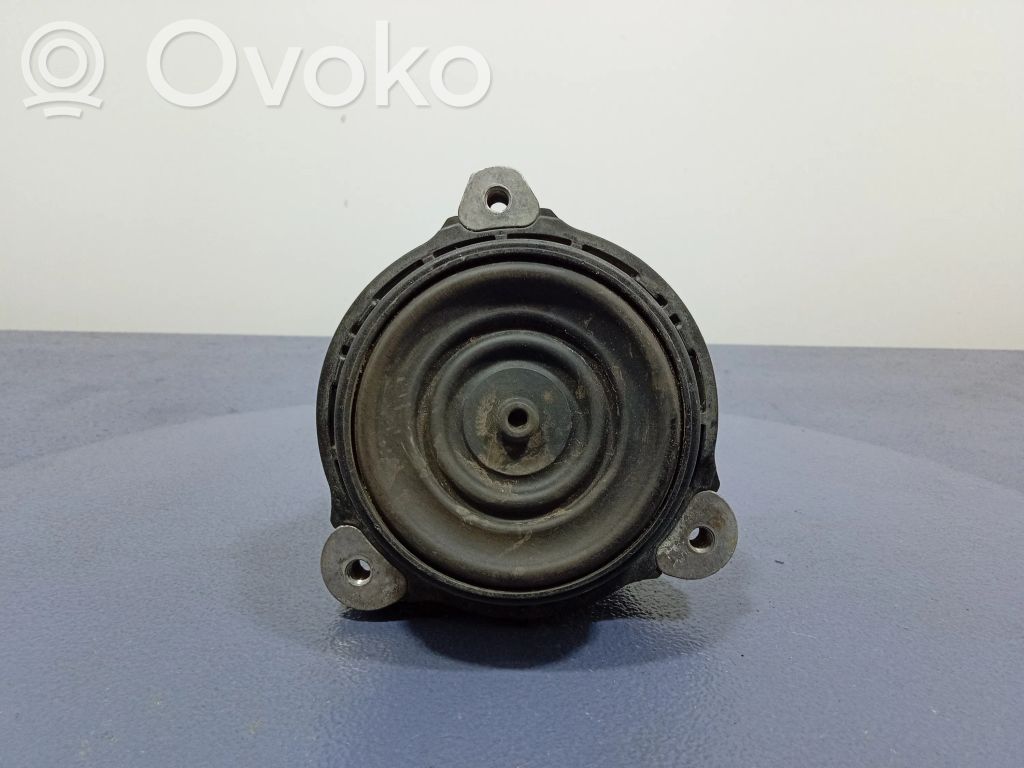 BMW X3 G01 Engine mount vacuum valve 