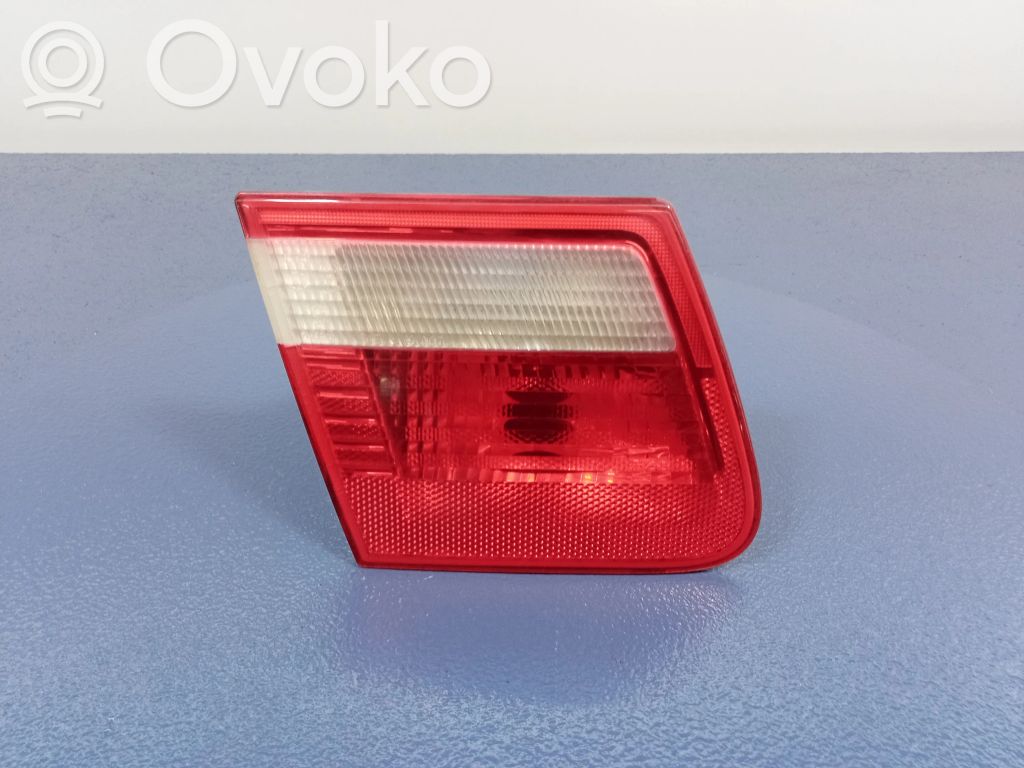 Rear/tail lights   8368759,8368759