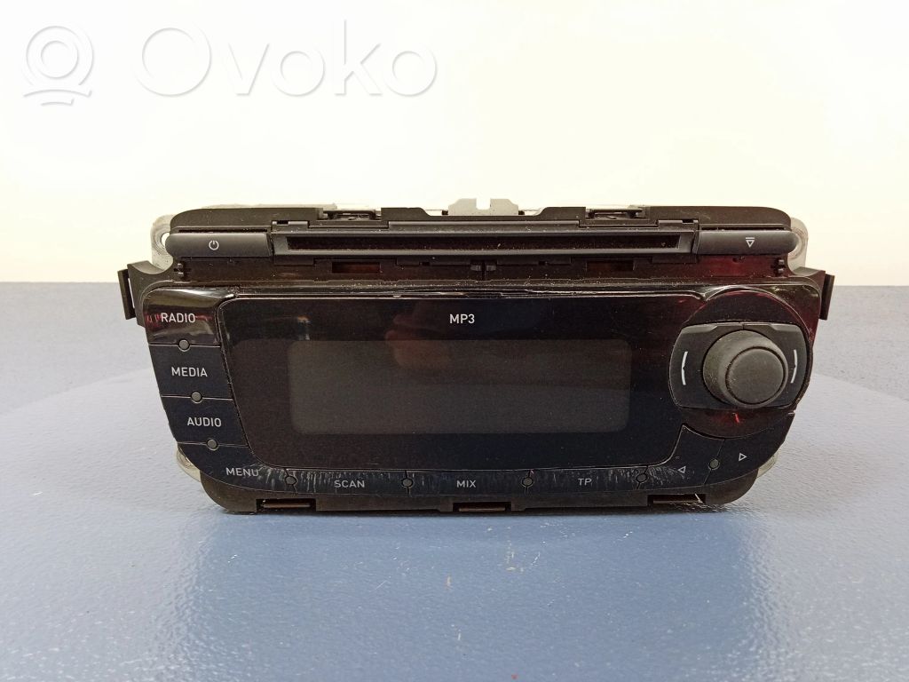 Seat Altea XL Radio/CD/DVD/GPS head unit 