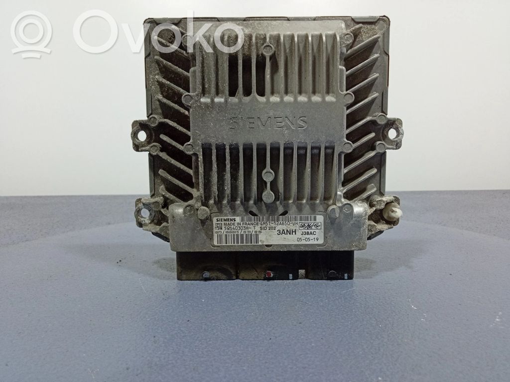 Ford Focus C-MAX Engine control unit/module ECU 