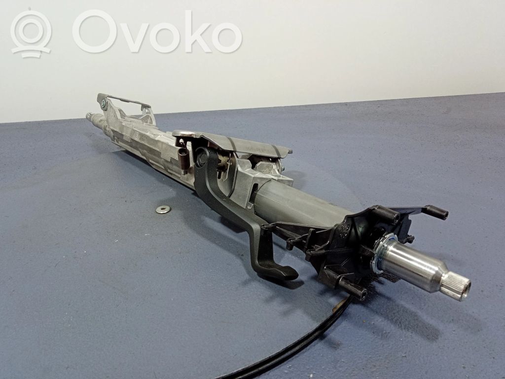 Ohjauspyörän akseli   6896187,6896187