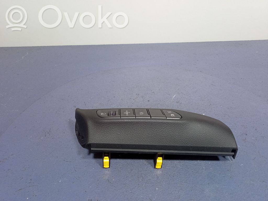 Hyundai i30 Alte comutatoare/butoane 