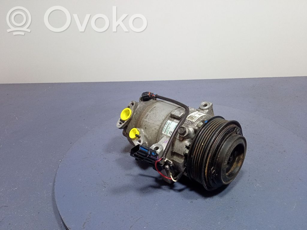 Hyundai i30 Air conditioning (A/C) compressor (pump) 