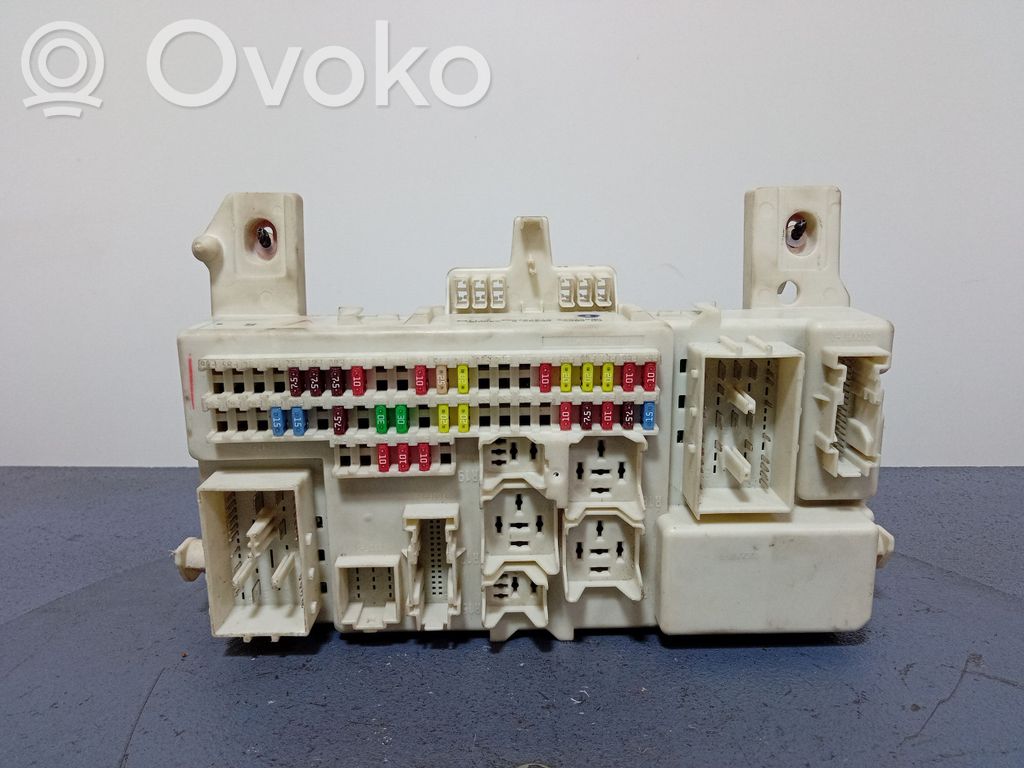 Mazda 3 I Fuse box set 