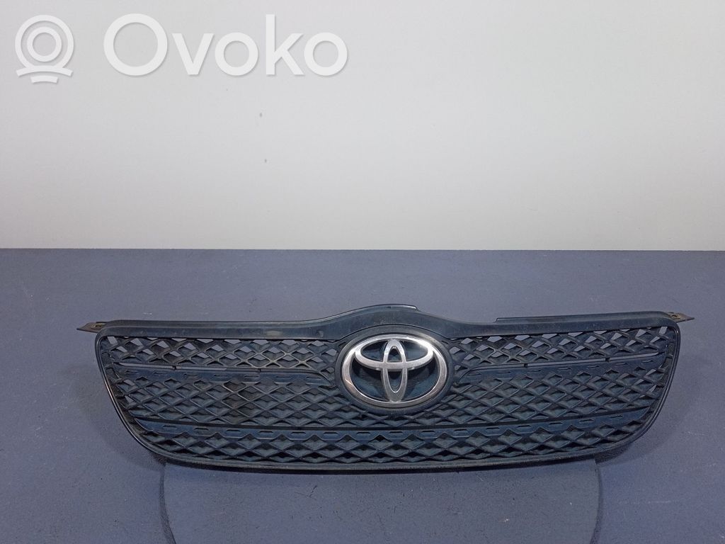 Toyota Corolla E110 Etusäleikkö 
